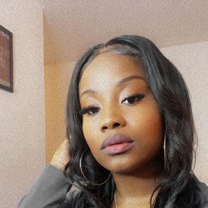 Meet your Posher, Sharonda